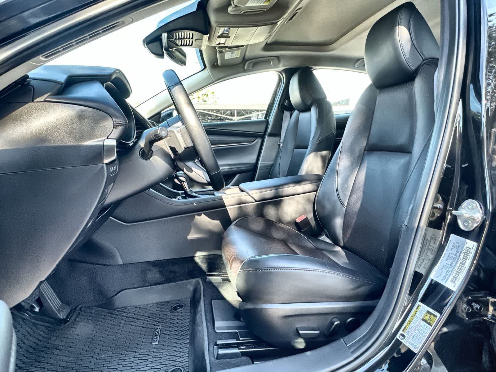 Thumbnail: 2025 Mazda Mazda3 - 18