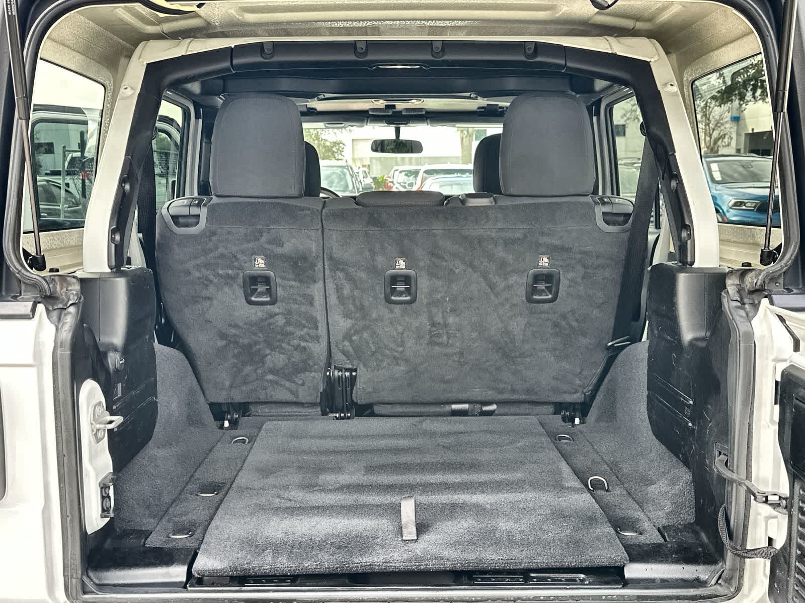 Thumbnail: 2021 Jeep Wrangler - 19