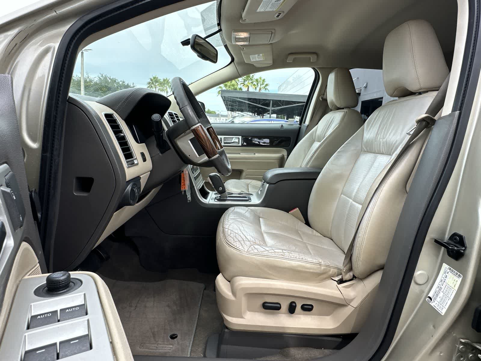 Thumbnail: 2010 Lincoln MKX - 11