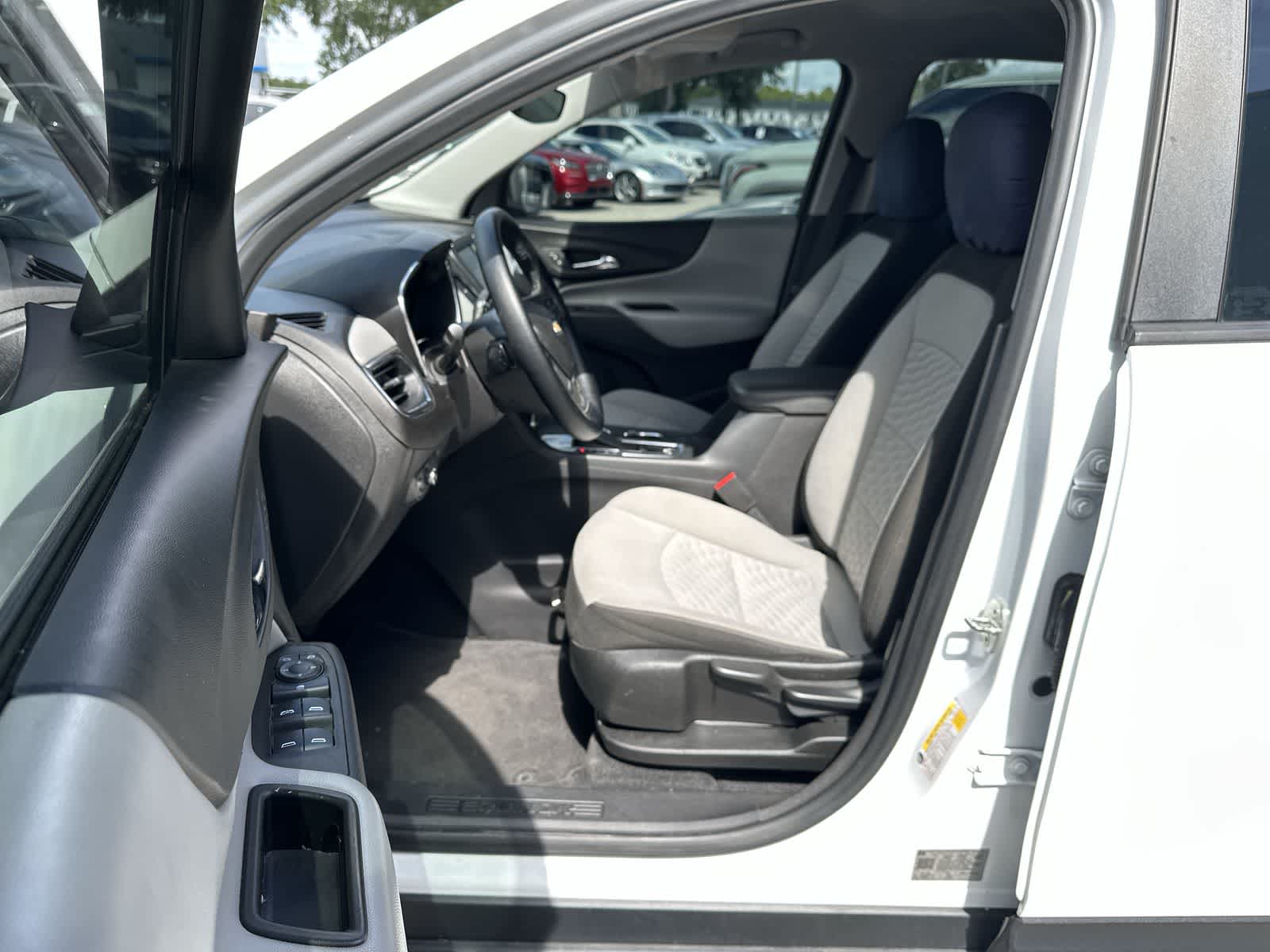 2020 Chevrolet Equinox LS 2