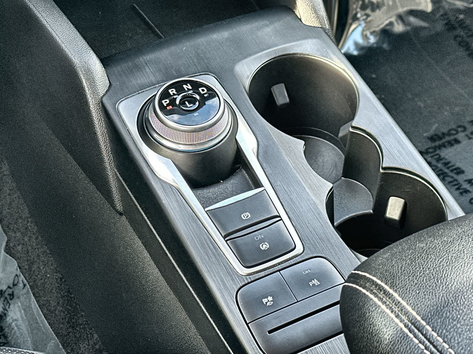 Thumbnail: 2022 Ford Escape - 23