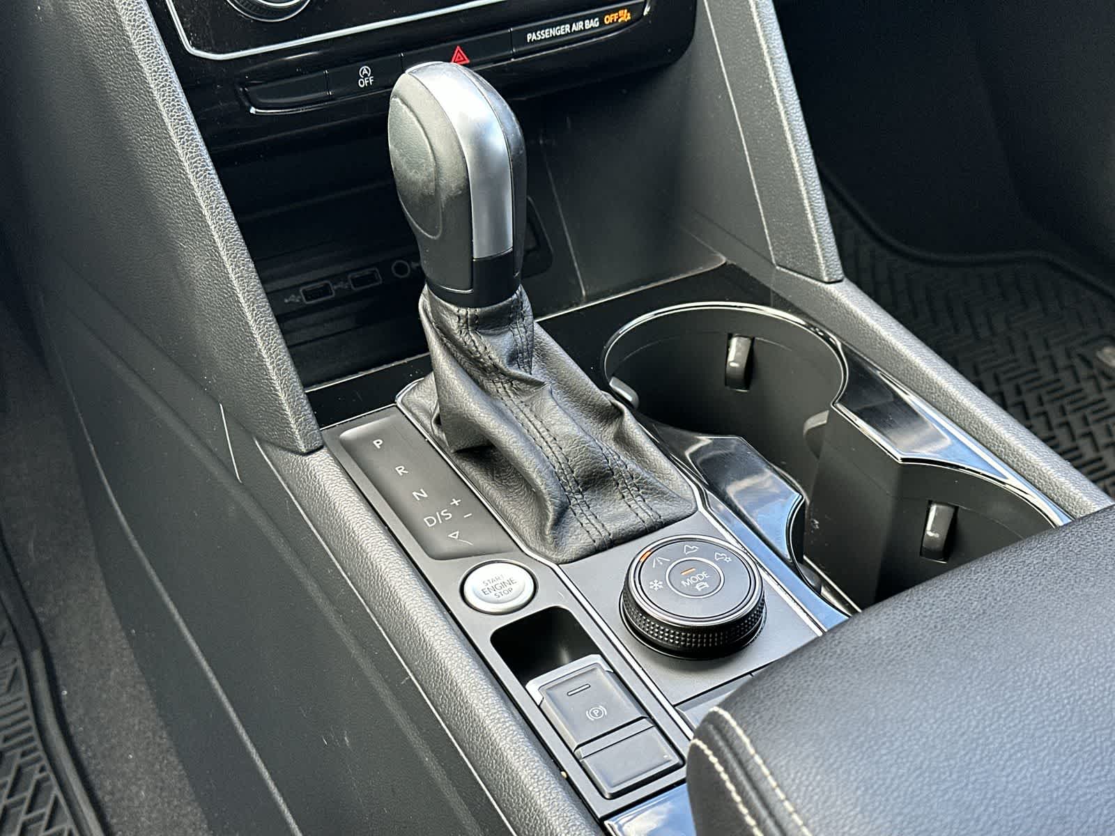 Thumbnail: 2020 Volkswagen Atlas - 17