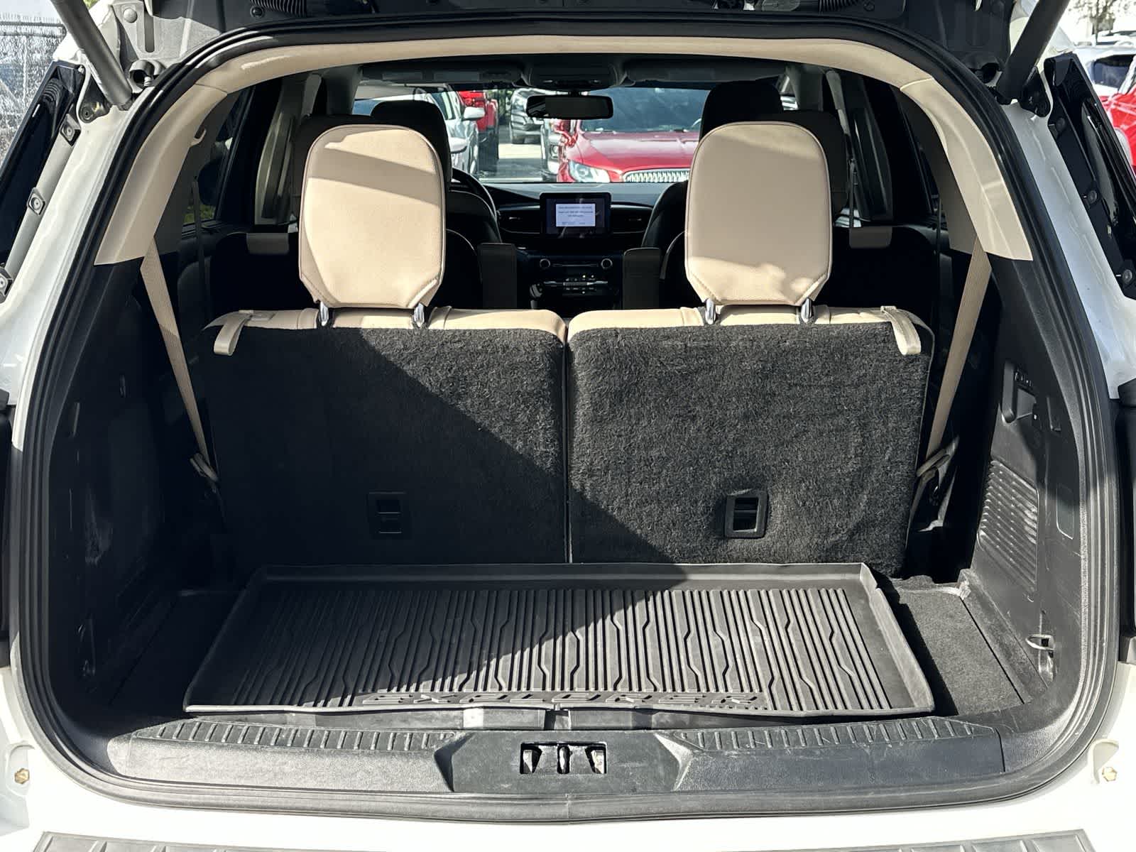 Thumbnail: 2020 Ford Explorer - 20