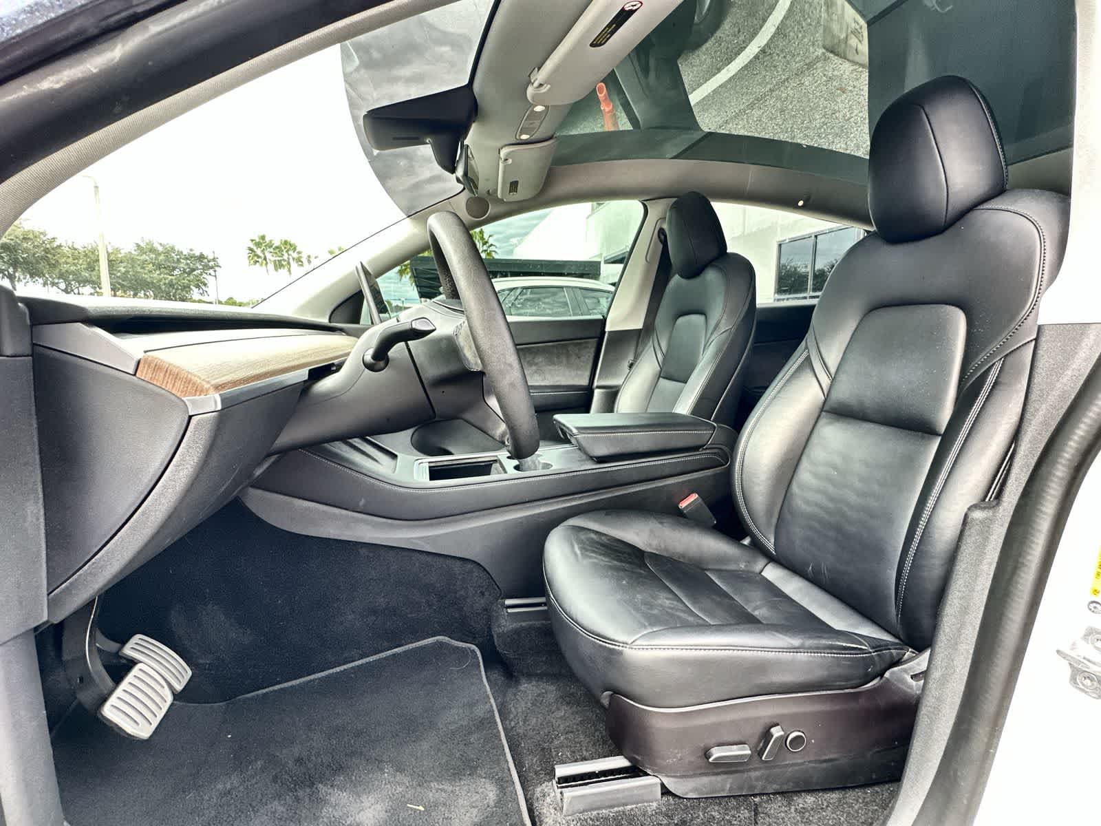 Thumbnail: 2022 Tesla Model Y - 11