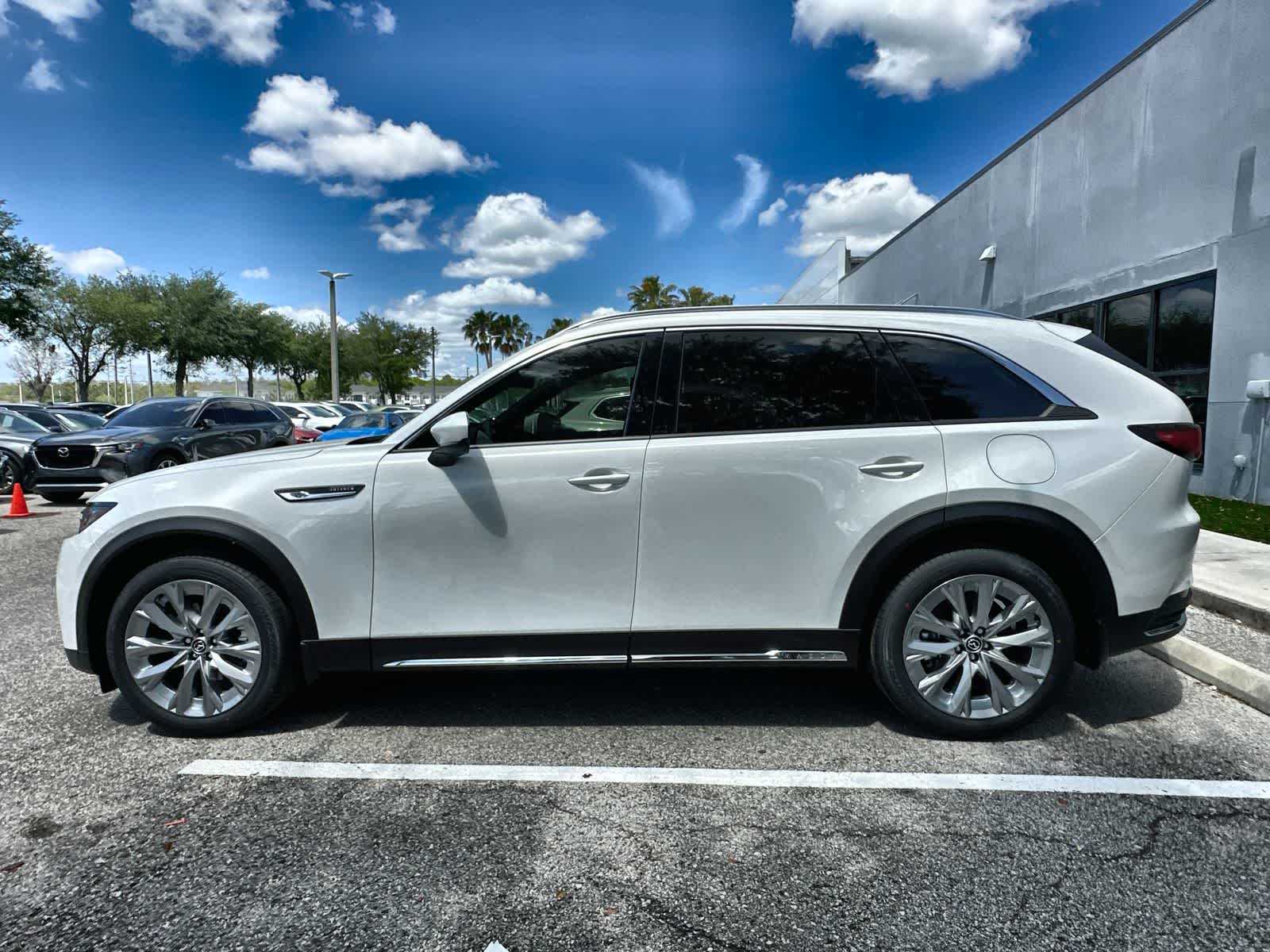 Thumbnail: 2026 Mazda CX-90 - 4