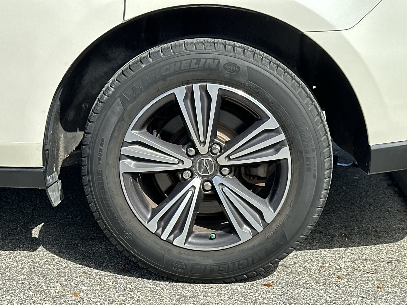 Thumbnail: 2017 Acura MDX - 8