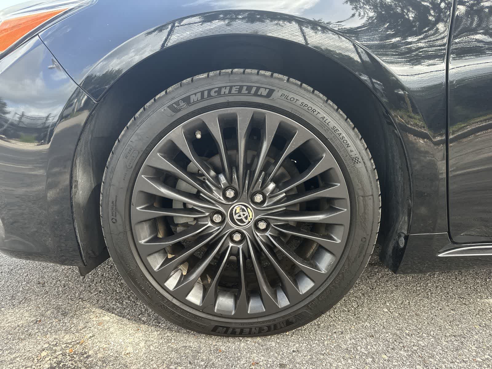 2016 Toyota Avalon Touring 8