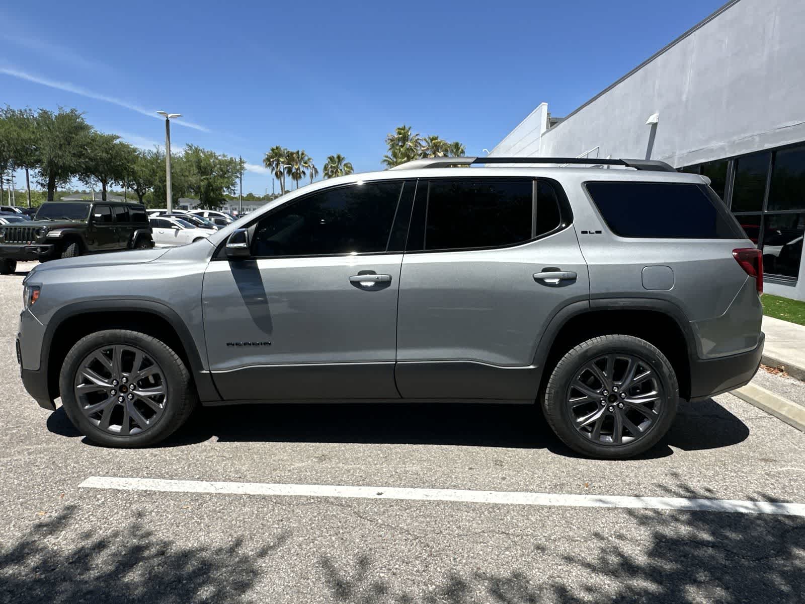 Thumbnail: 2023 GMC Acadia - 5
