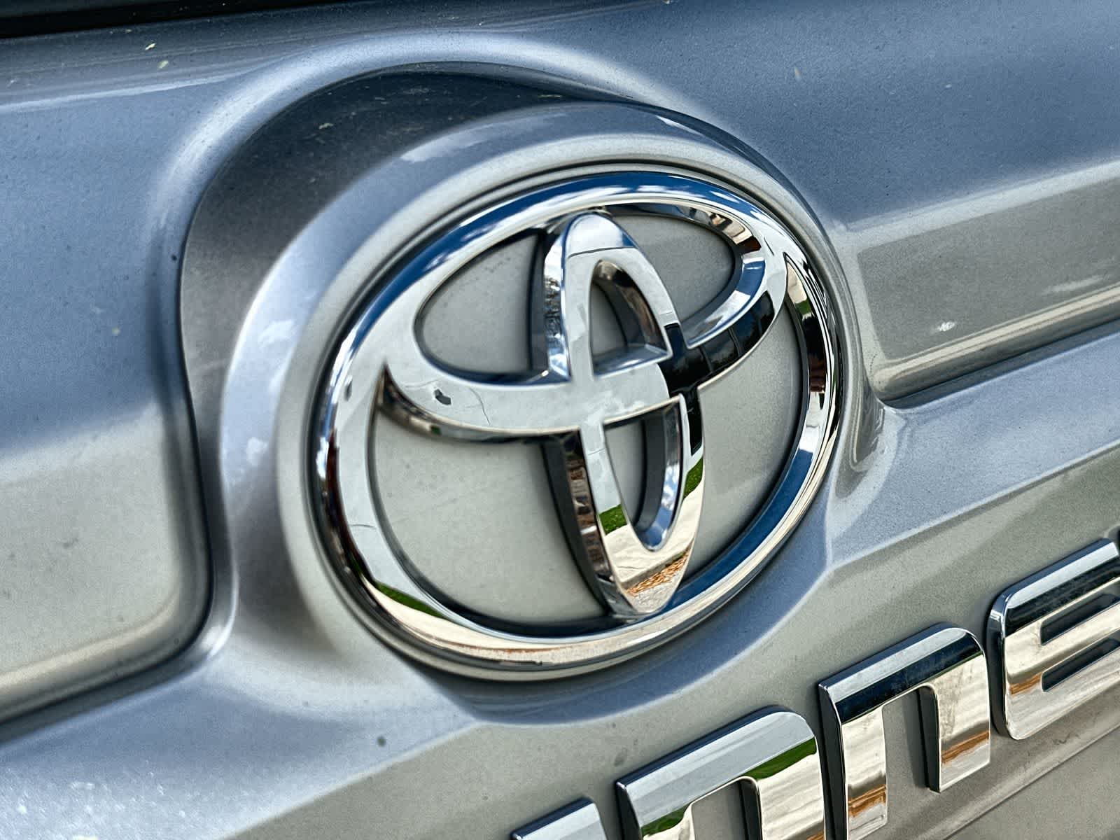 Thumbnail: 2022 Toyota 4Runner - 15