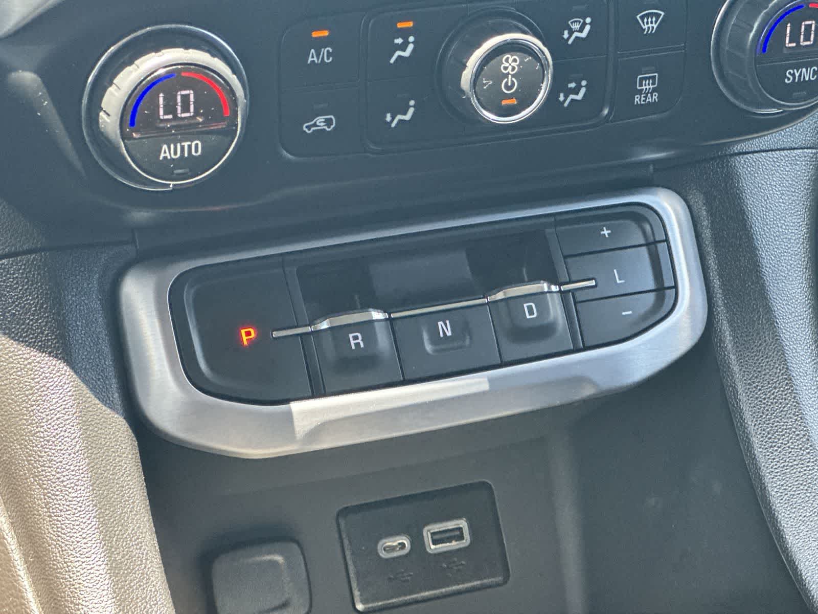 Thumbnail: 2020 GMC Acadia - 17