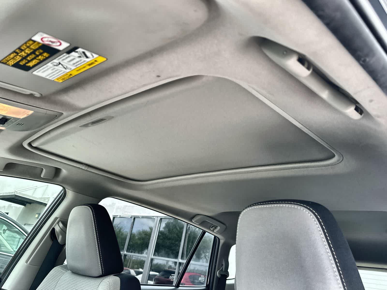 Thumbnail: 2018 Toyota RAV4 - 28