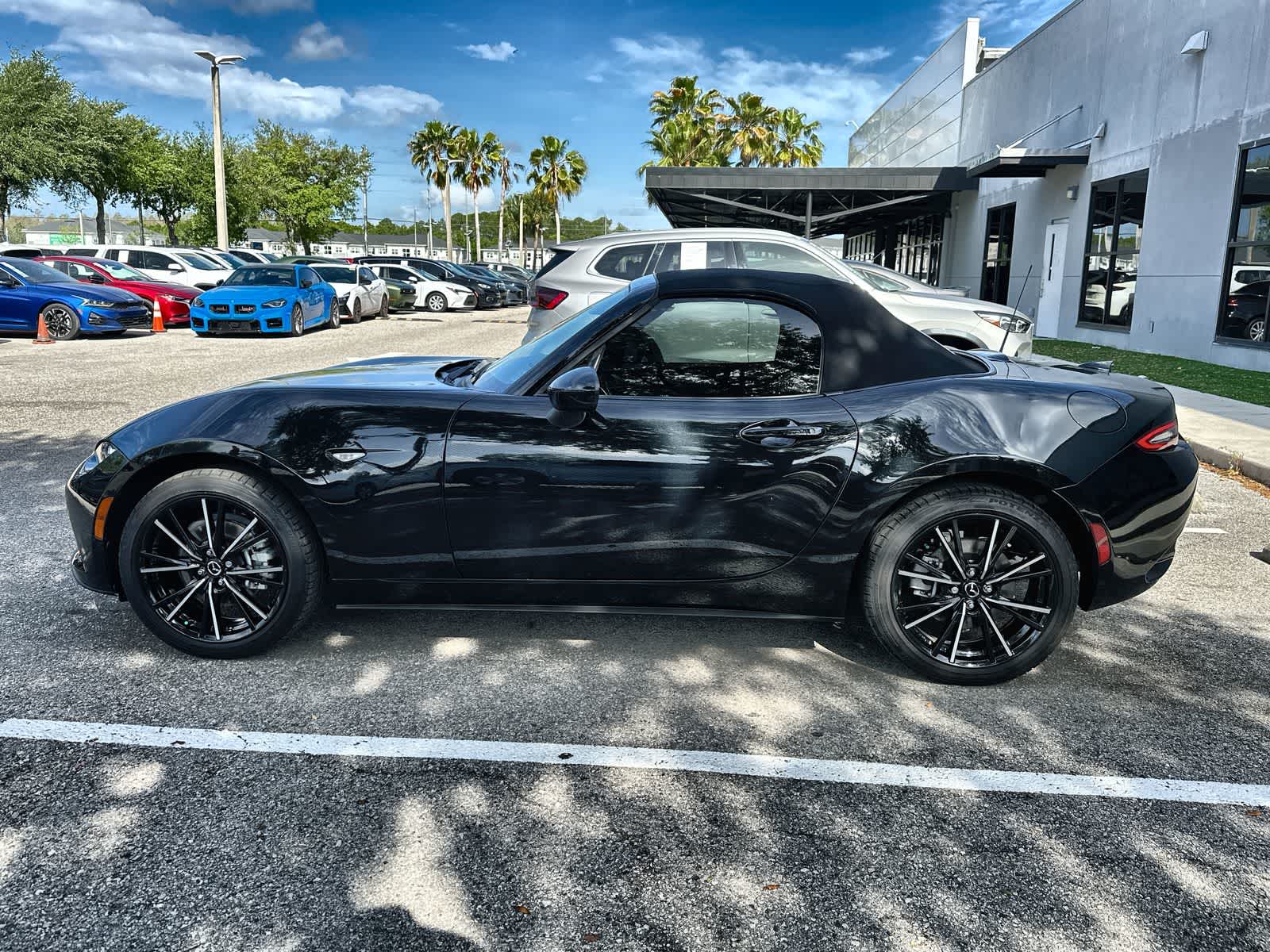 Thumbnail: 2025 Mazda MX-5 Miata - 5