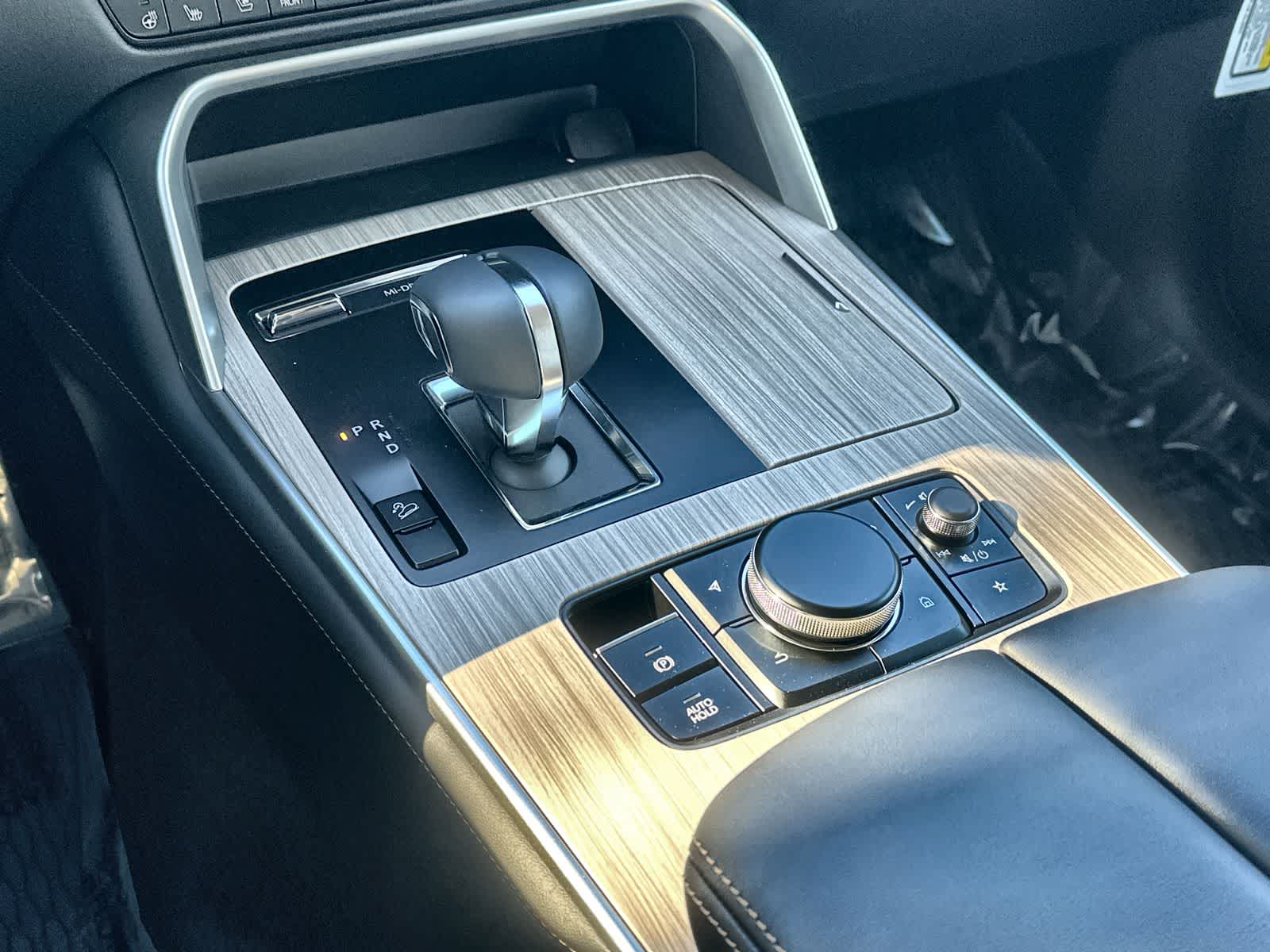 Thumbnail: 2026 Mazda CX-90 - 17