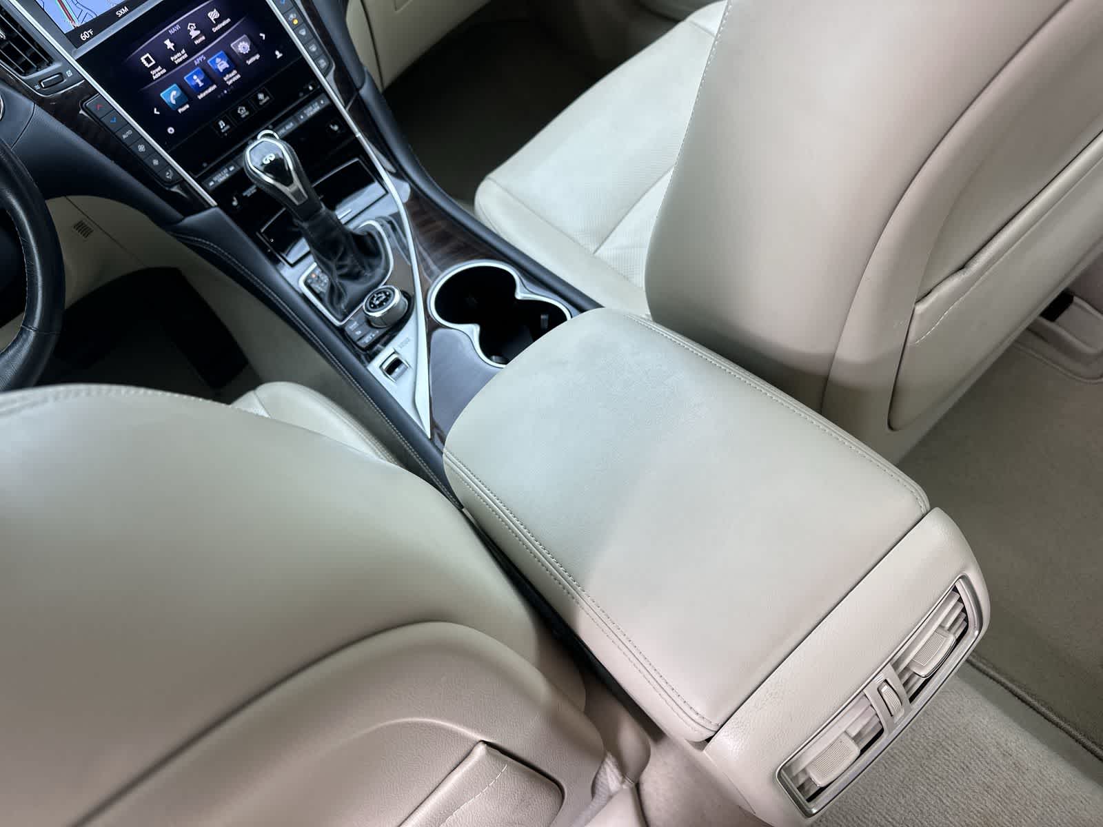 Thumbnail: 2018 INFINITI Q50 - 16