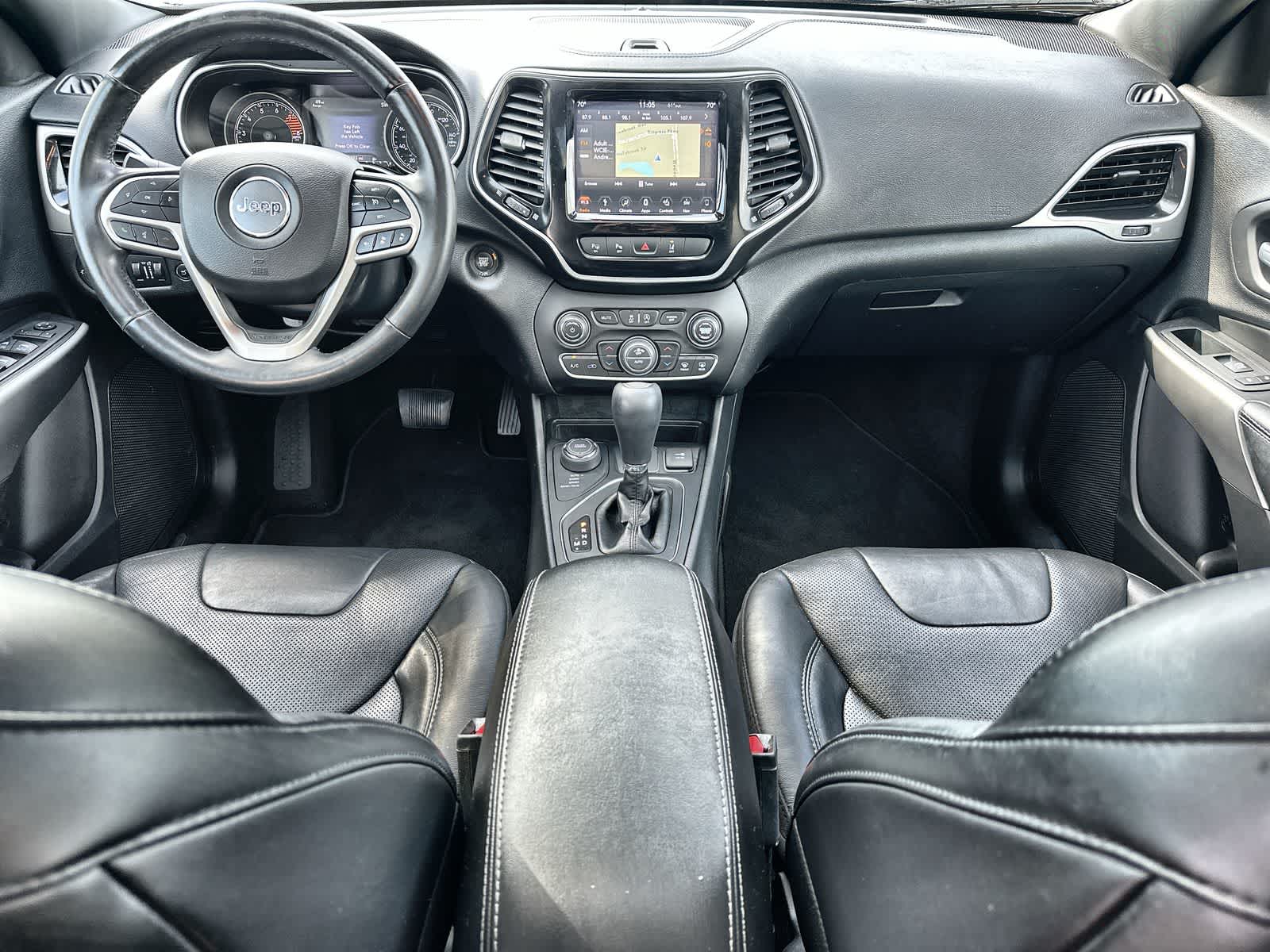 Thumbnail: 2019 Jeep Cherokee - 10