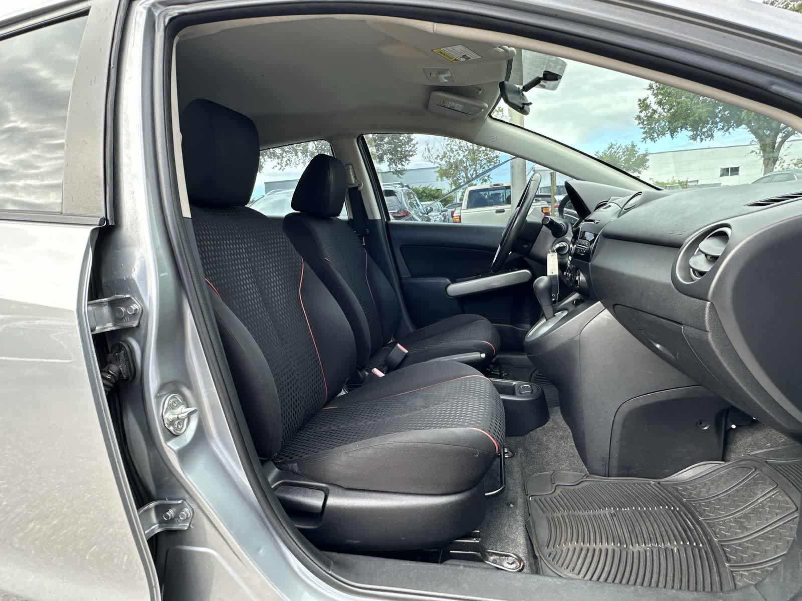 Thumbnail: 2013 Mazda Mazda2 - 14