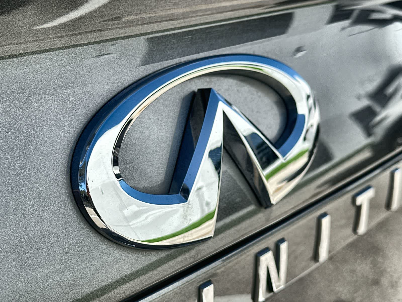 Thumbnail: 2019 INFINITI QX50 - 10