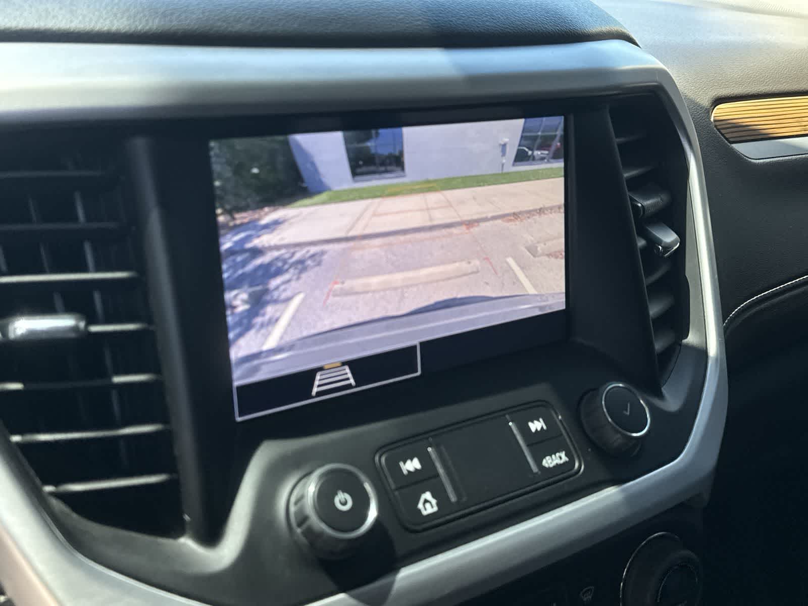 Thumbnail: 2023 GMC Acadia - 26