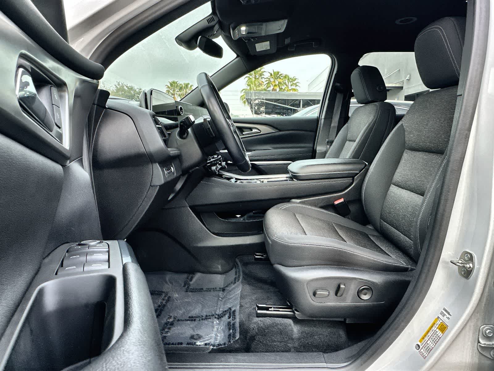 Thumbnail: 2024 Chevrolet Traverse - 2