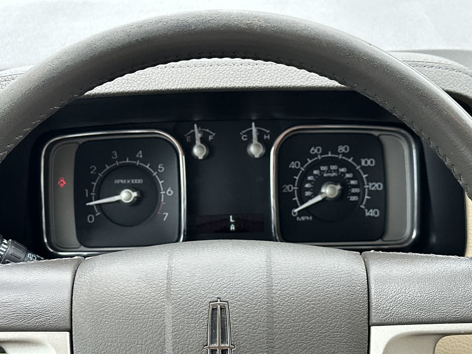 Thumbnail: 2010 Lincoln MKX - 18