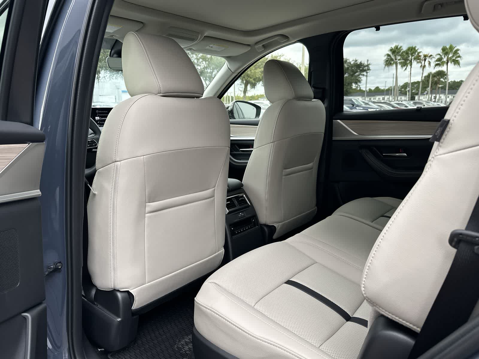 Thumbnail: 2026 Mazda CX-90 - 12