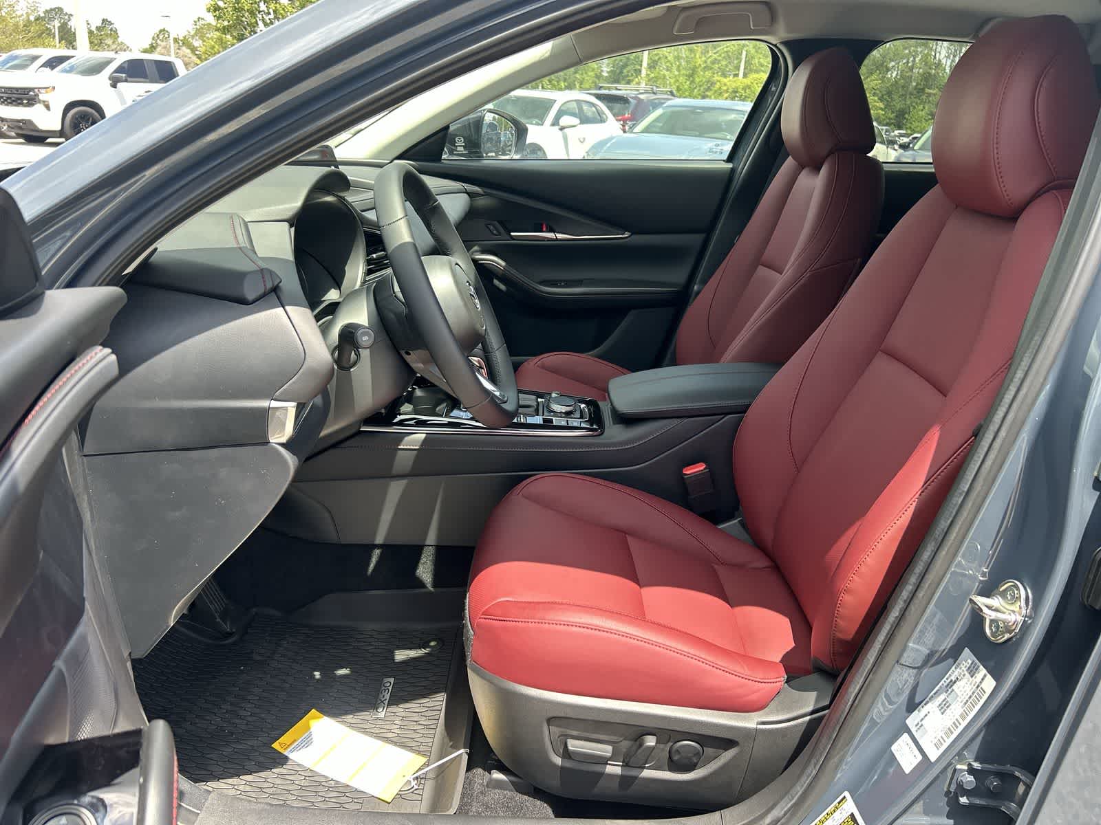2025 Mazda CX-30 Carbon 11