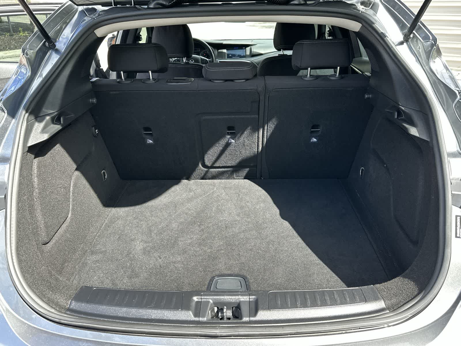Thumbnail: 2018 INFINITI QX30 - 19