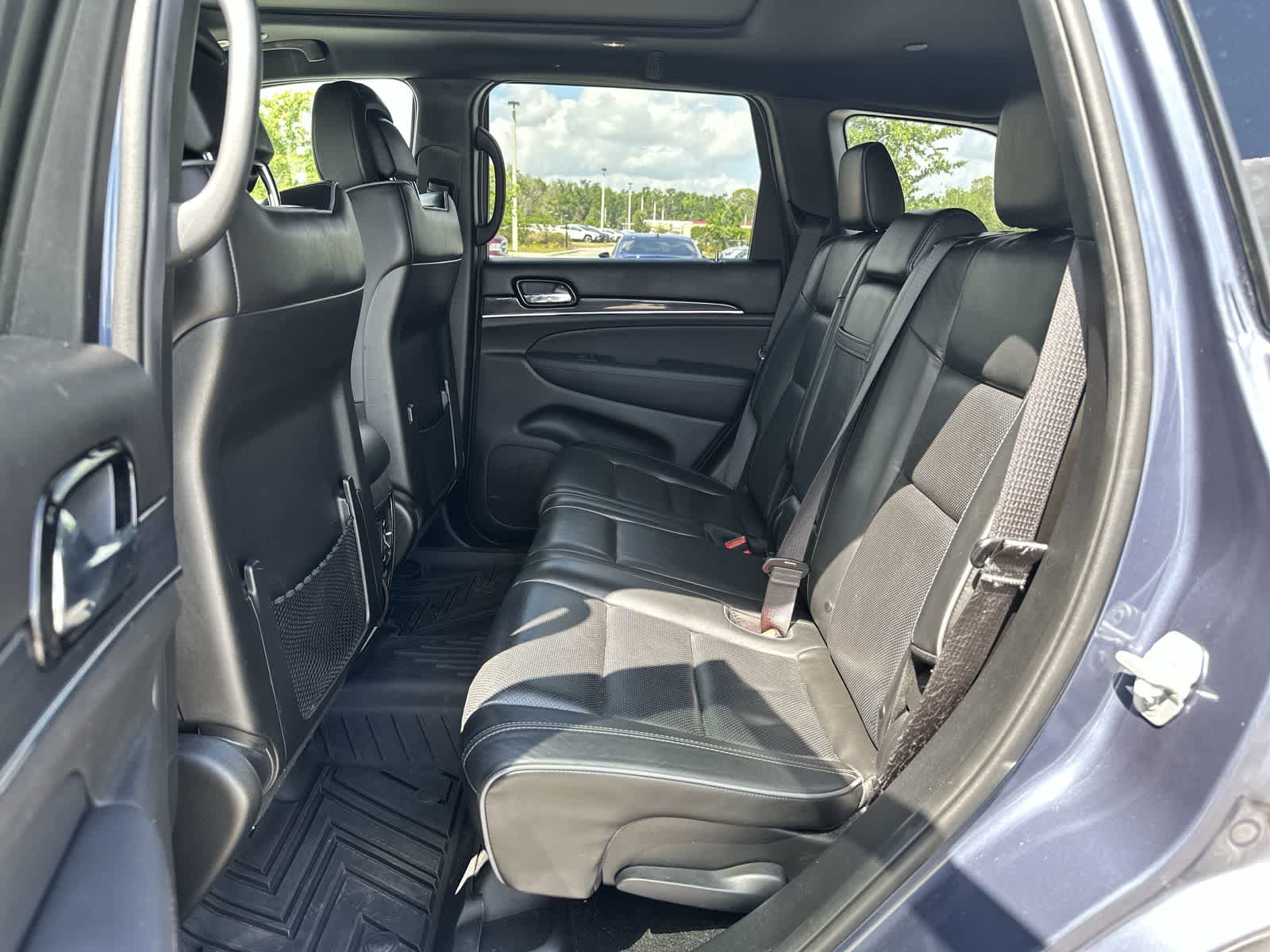 Thumbnail: 2020 Jeep Grand Cherokee - 4