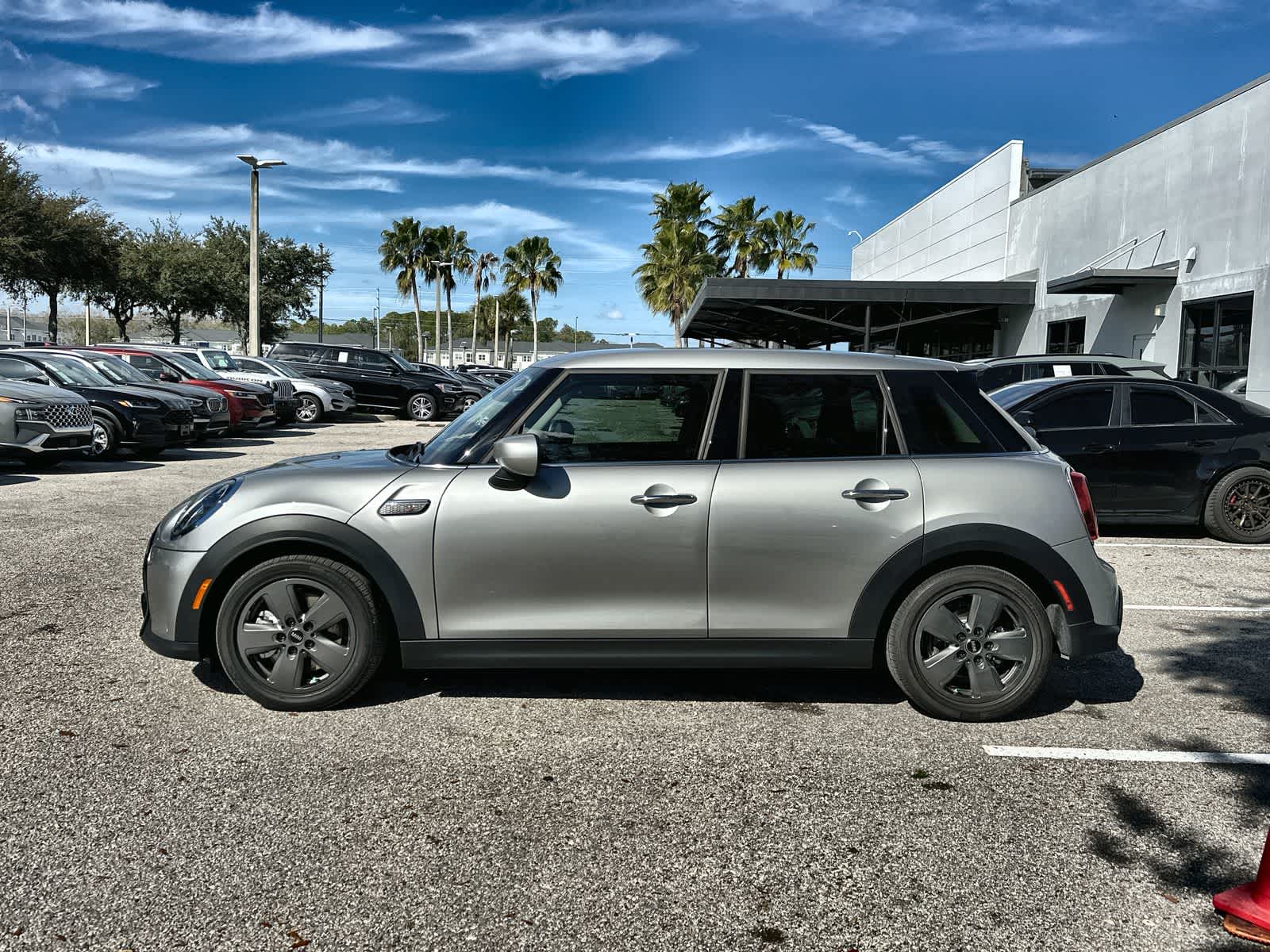 Thumbnail: 2024 MINI Cooper Hardtop - 3