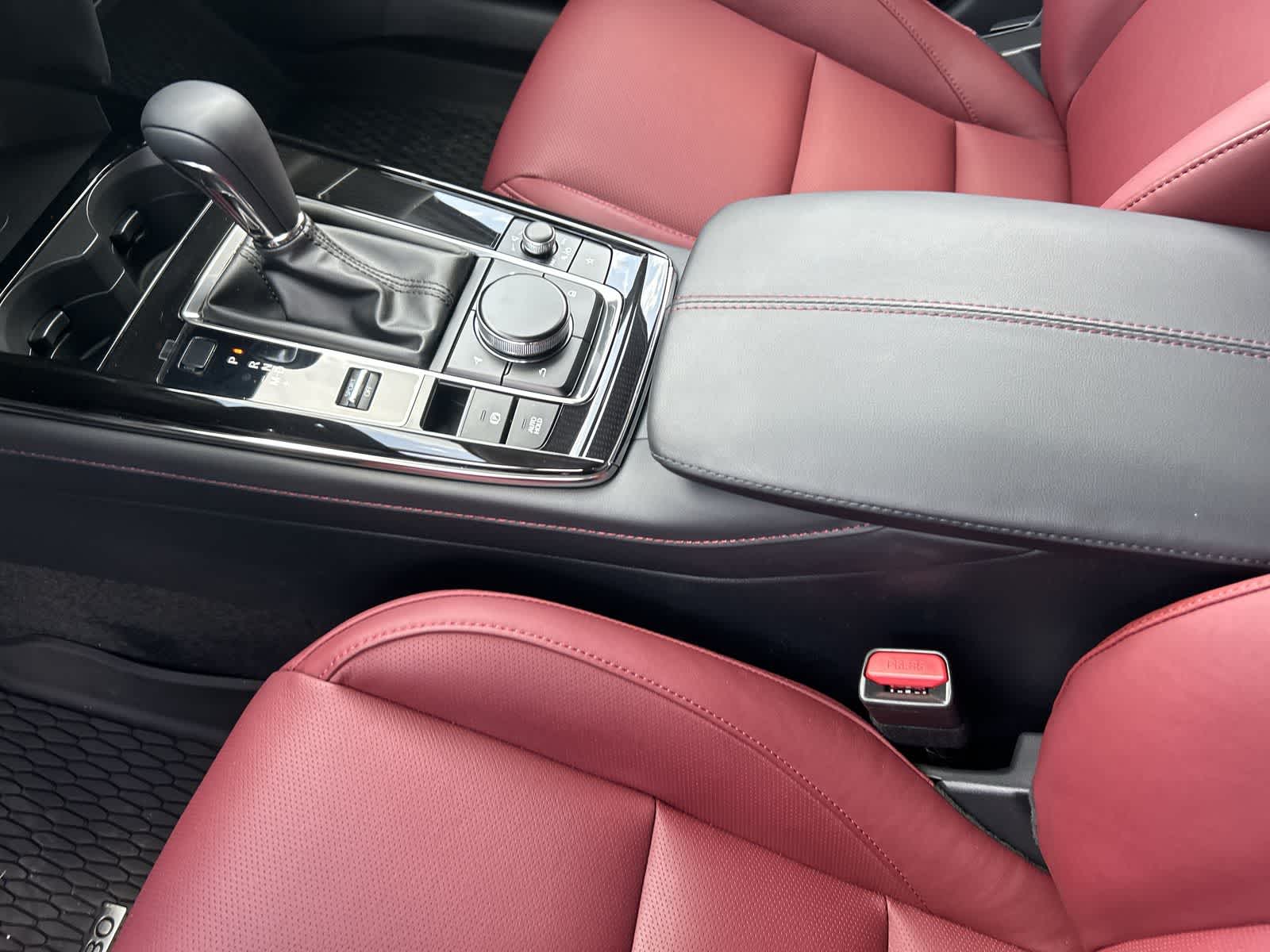 2025 Mazda CX-30 Carbon 16