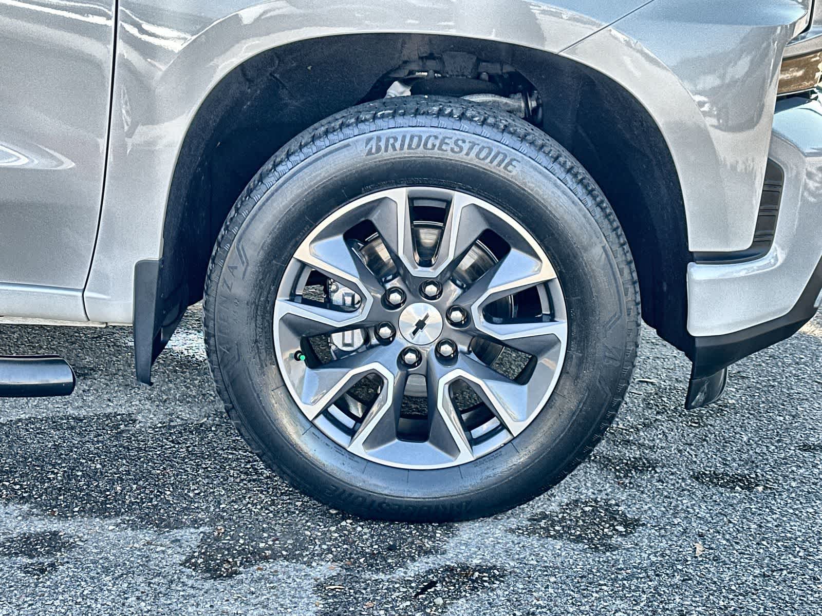 Thumbnail: 2022 Chevrolet Silverado 1500 - 13