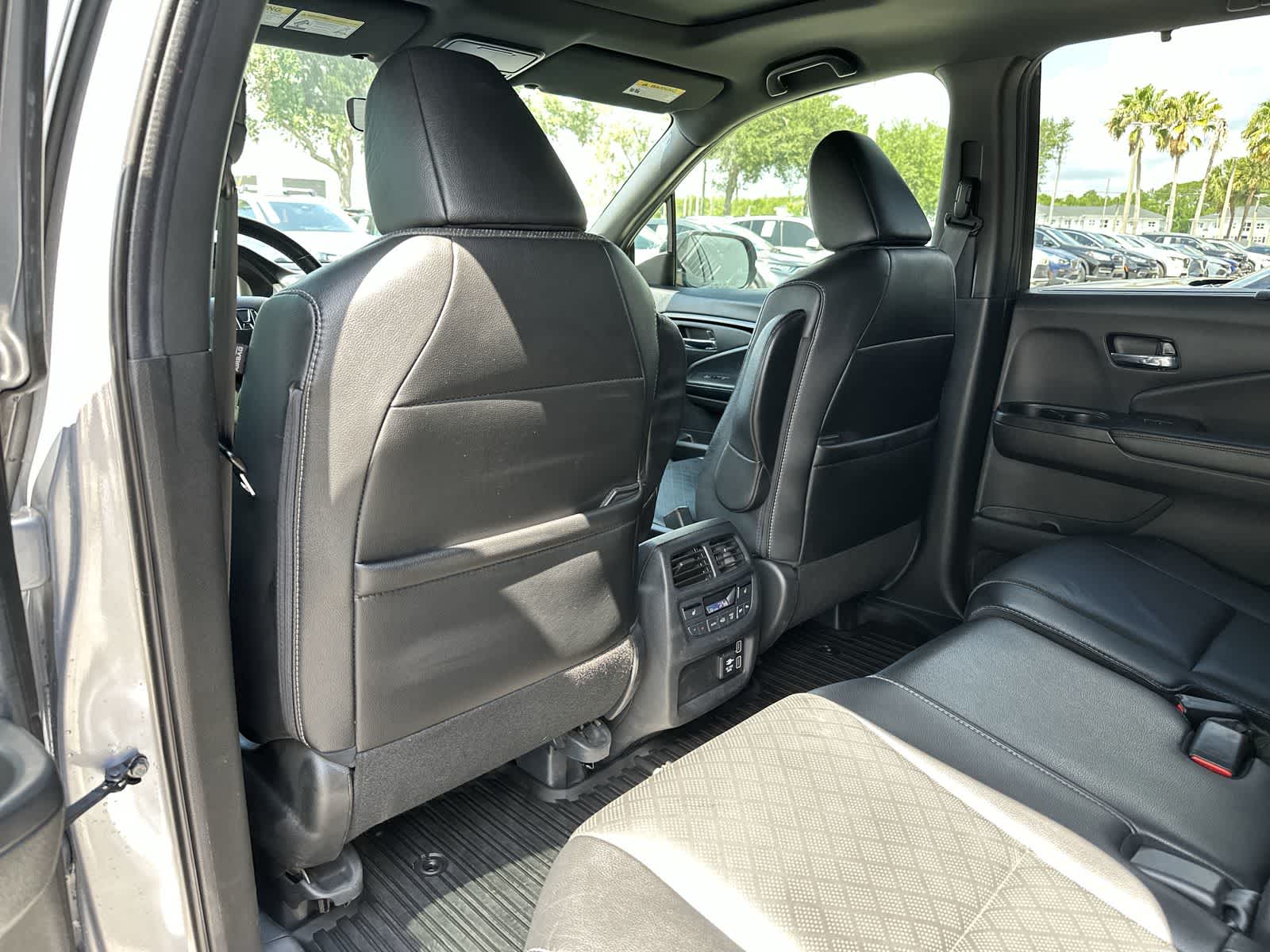 Thumbnail: 2019 Honda Passport - 18