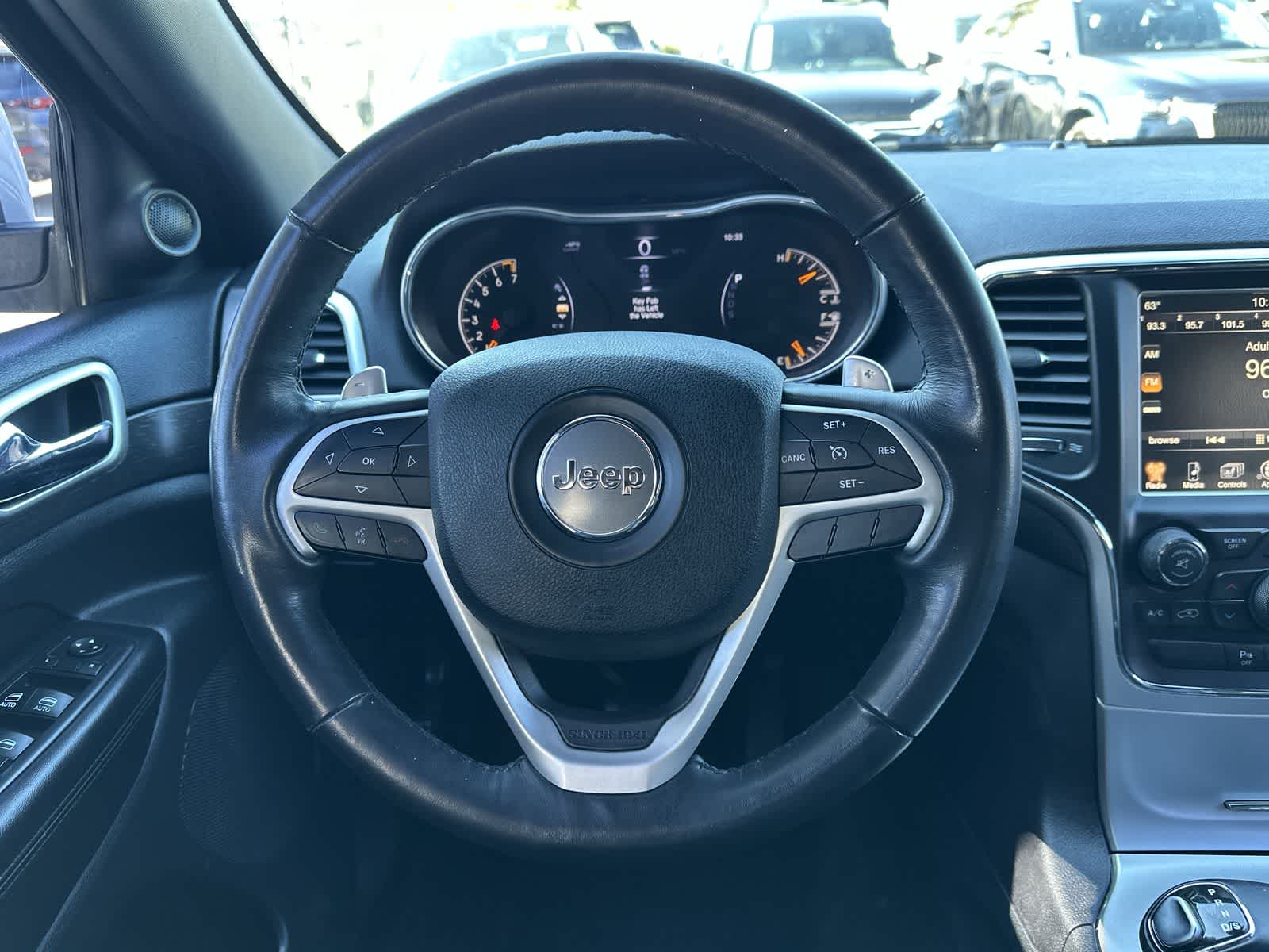 Thumbnail: 2015 Jeep Grand Cherokee - 15