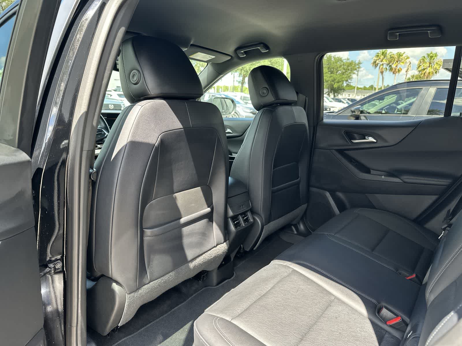 Thumbnail: 2025 Chevrolet Equinox - 18