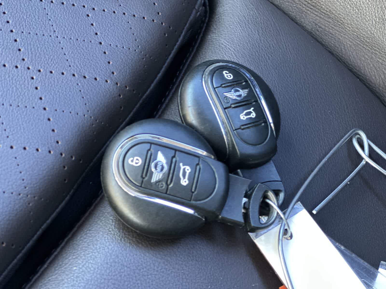 Thumbnail: 2014 MINI Cooper Hardtop - 23