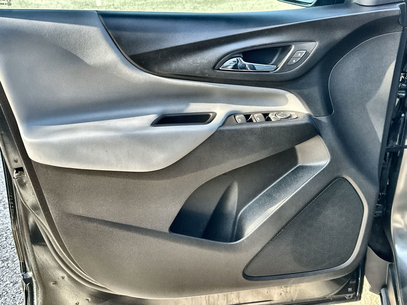 Thumbnail: 2019 Chevrolet Equinox - 28