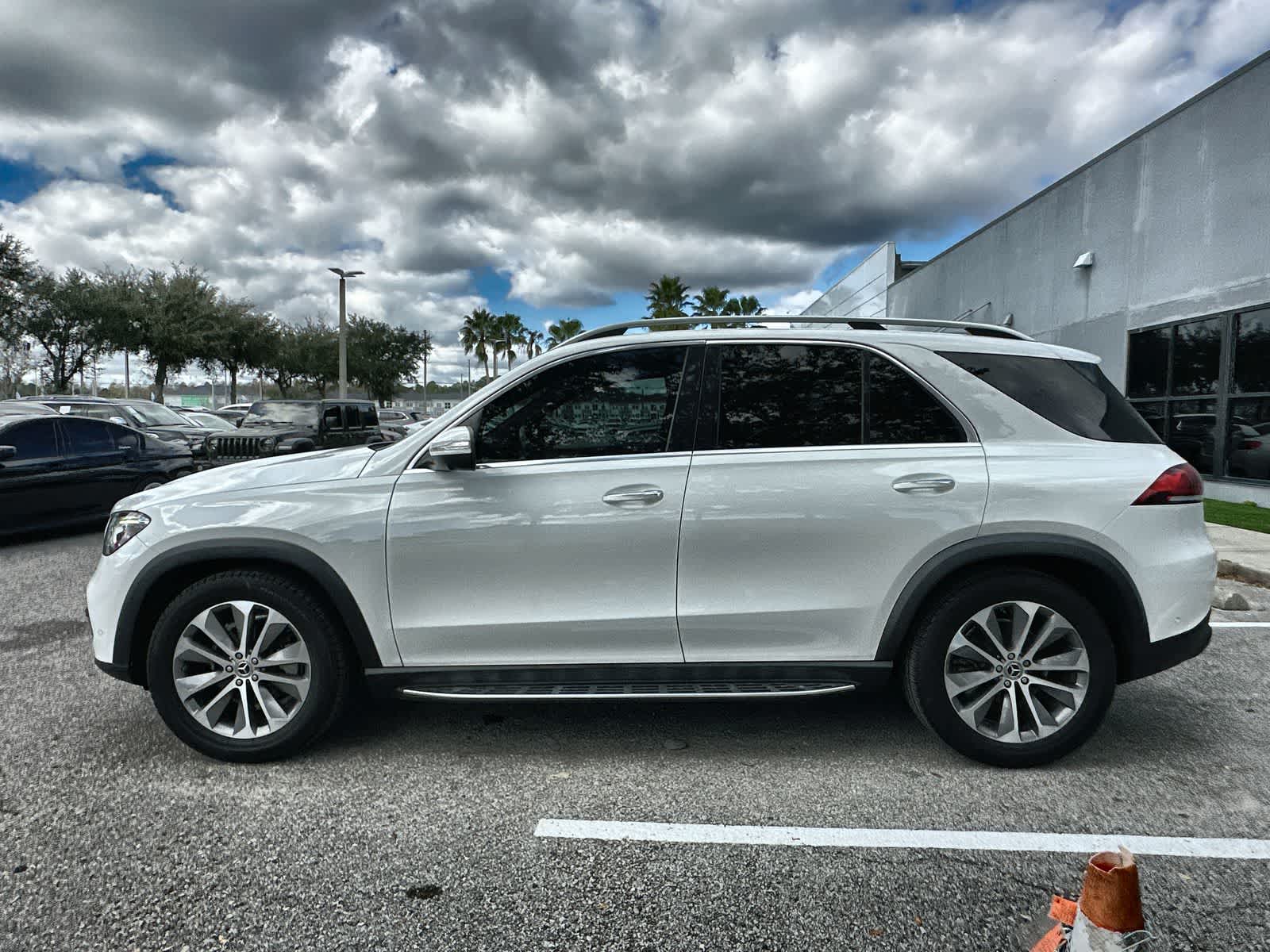 Thumbnail: 2021 Mercedes-Benz GLE - 3