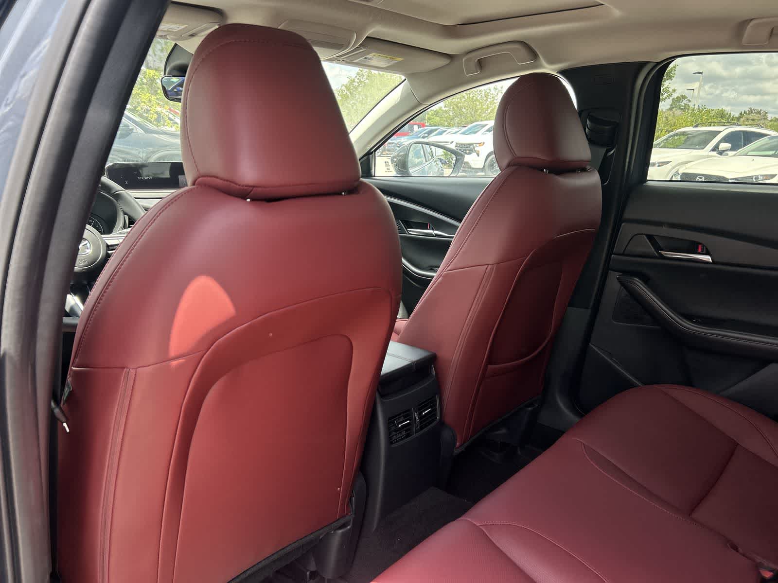 2025 Mazda CX-30 Carbon 12