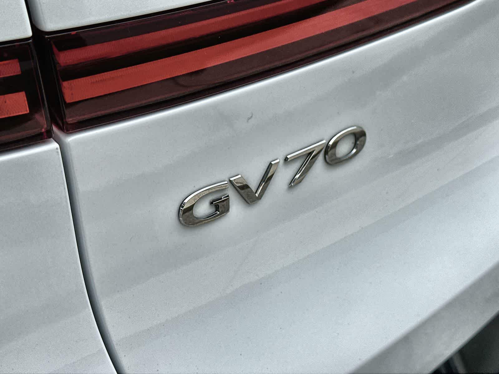Thumbnail: 2025 Genesis GV70 - 7