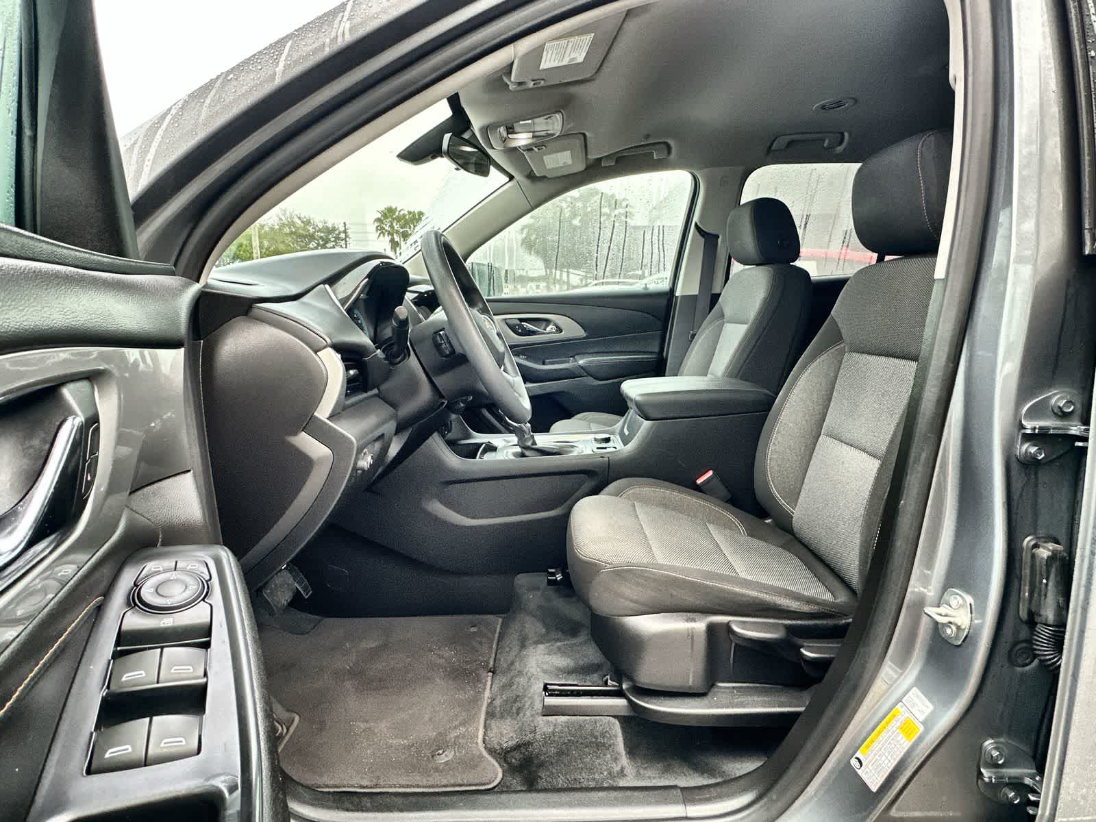 Thumbnail: 2021 Chevrolet Traverse - 2