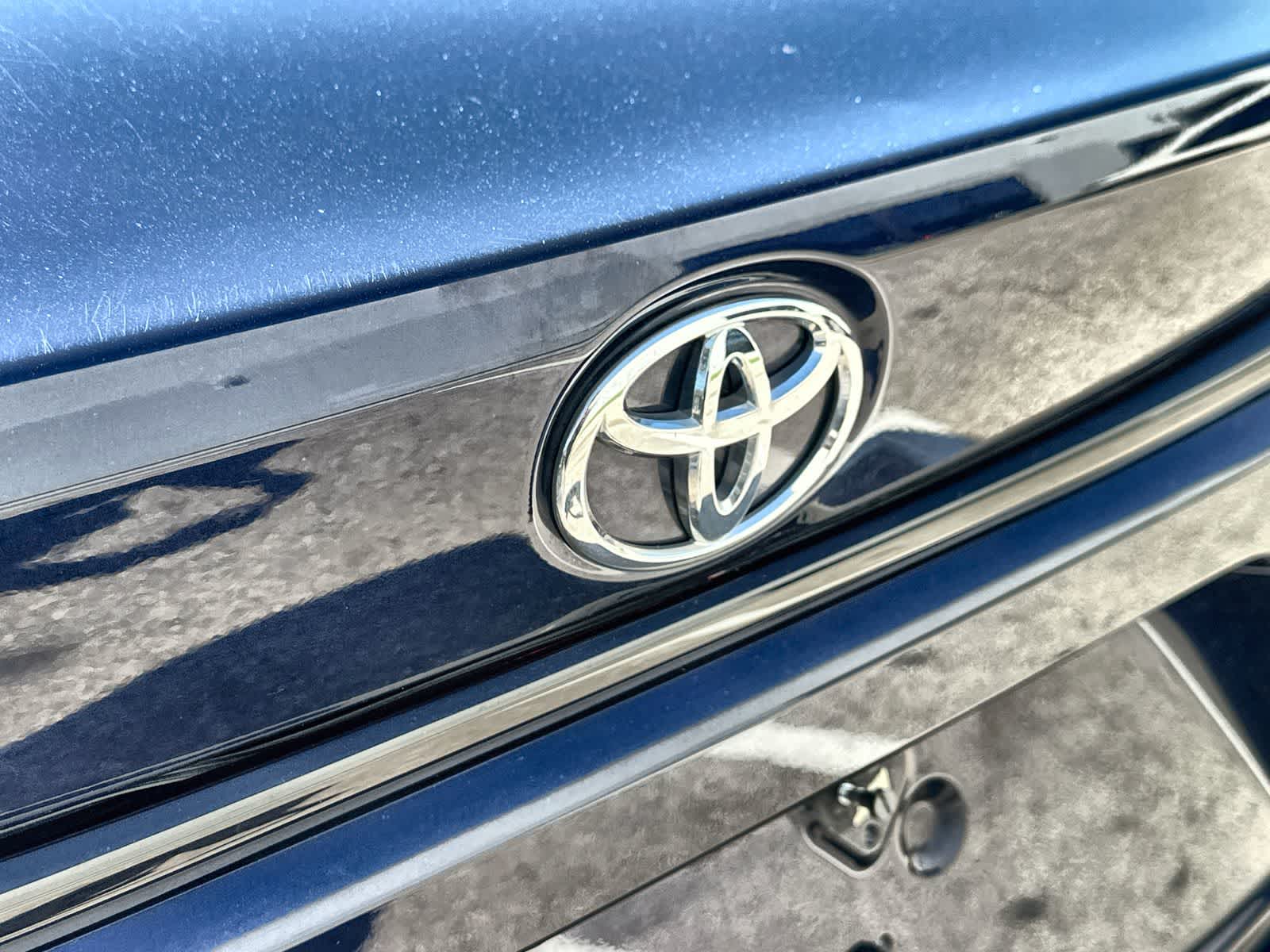 Thumbnail: 2021 Toyota Corolla - 10