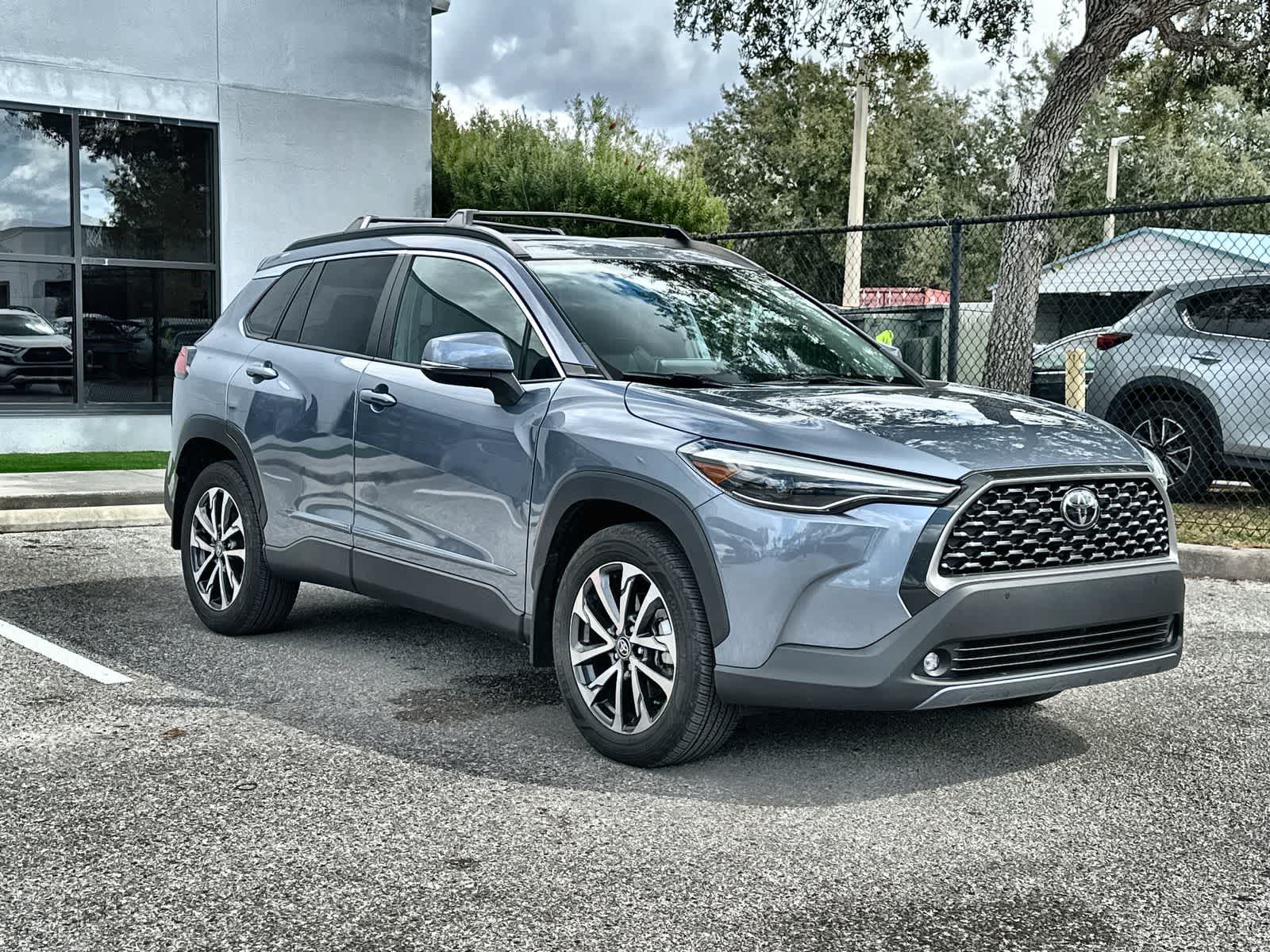 Thumbnail: 2022 Toyota Corolla Cross - 11