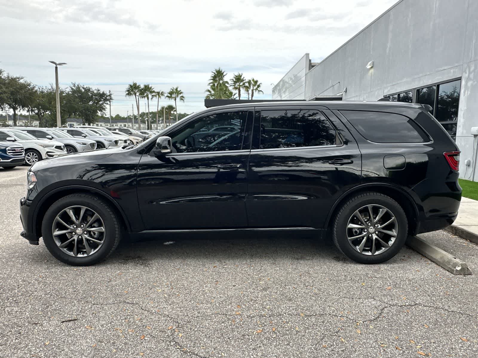Thumbnail: 2017 Dodge Durango - 3