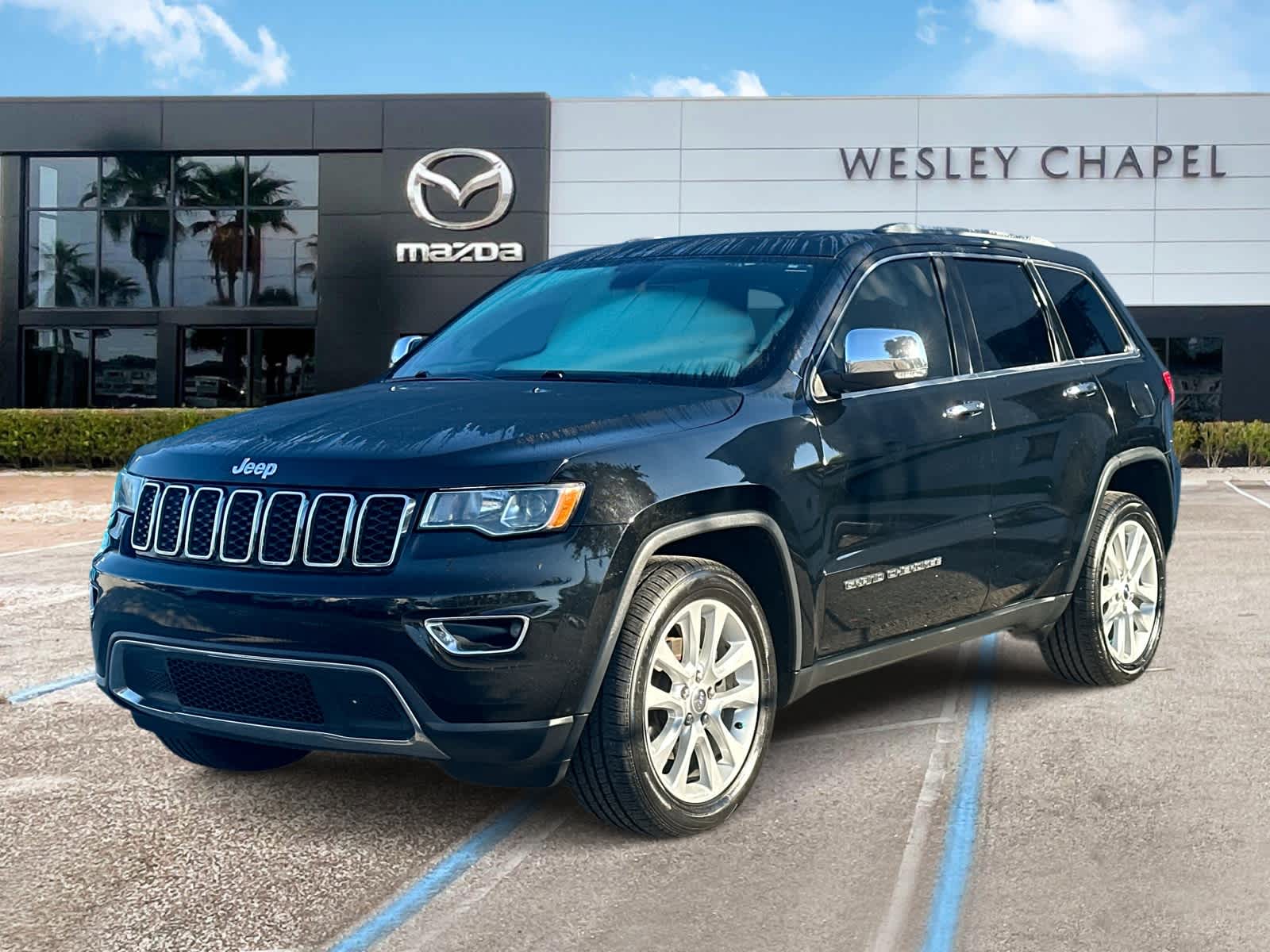 Thumbnail: 2017 Jeep Grand Cherokee - 1