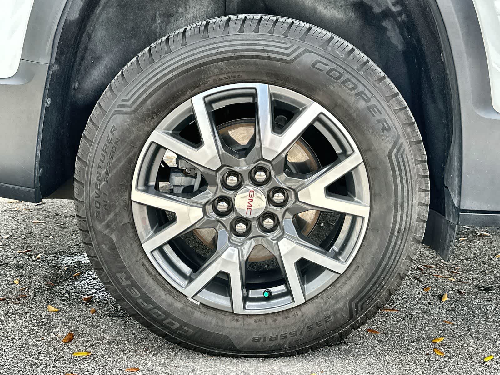 Thumbnail: 2023 GMC Acadia - 14