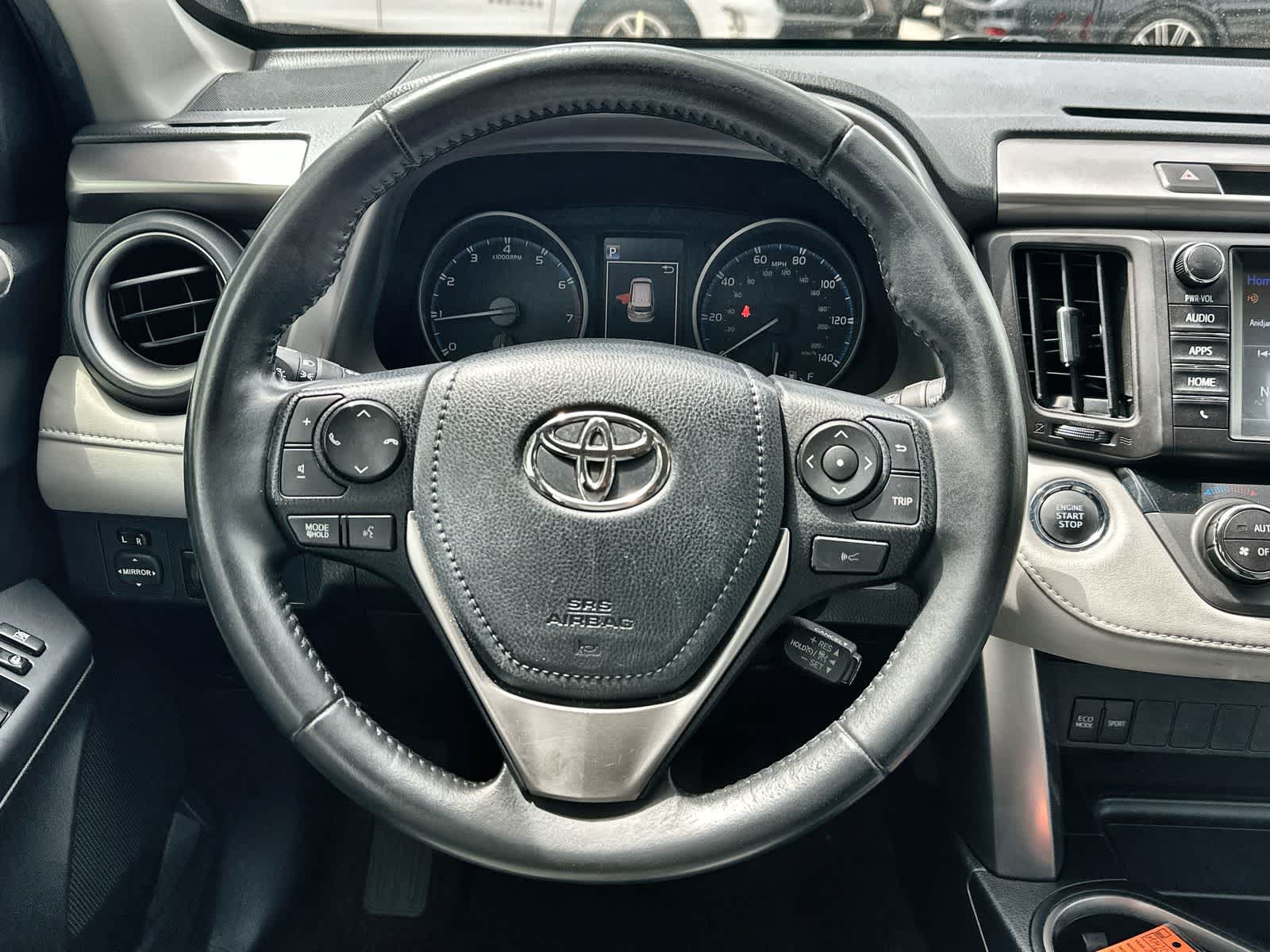 Thumbnail: 2018 Toyota RAV4 - 21