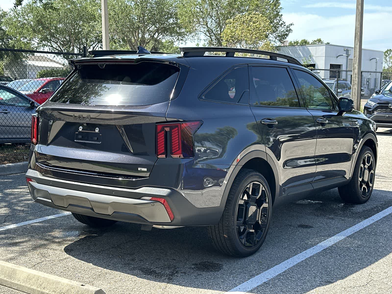 Thumbnail: 2025 Kia Sorento - 8