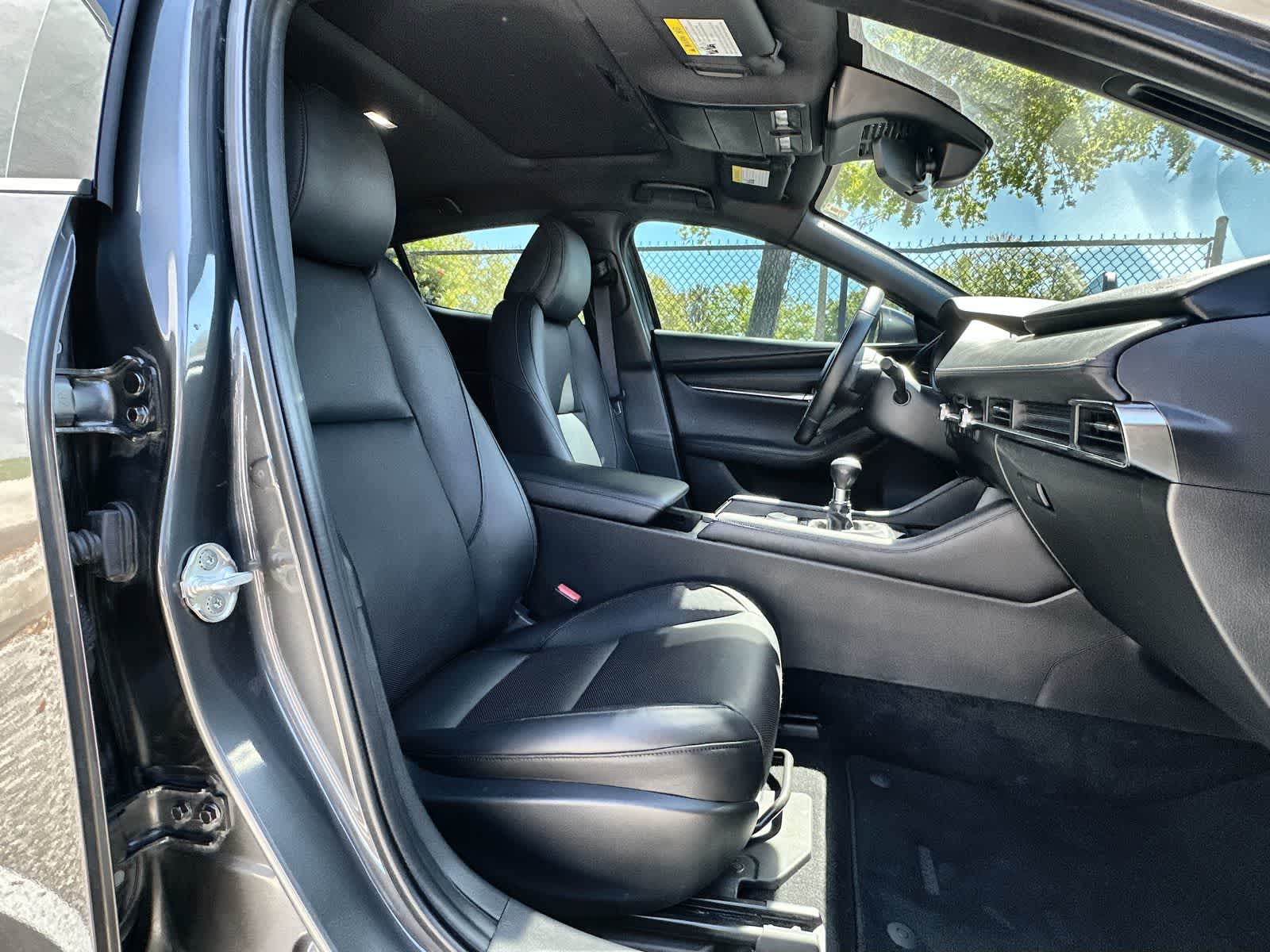 Thumbnail: 2025 Mazda Mazda3 - 9