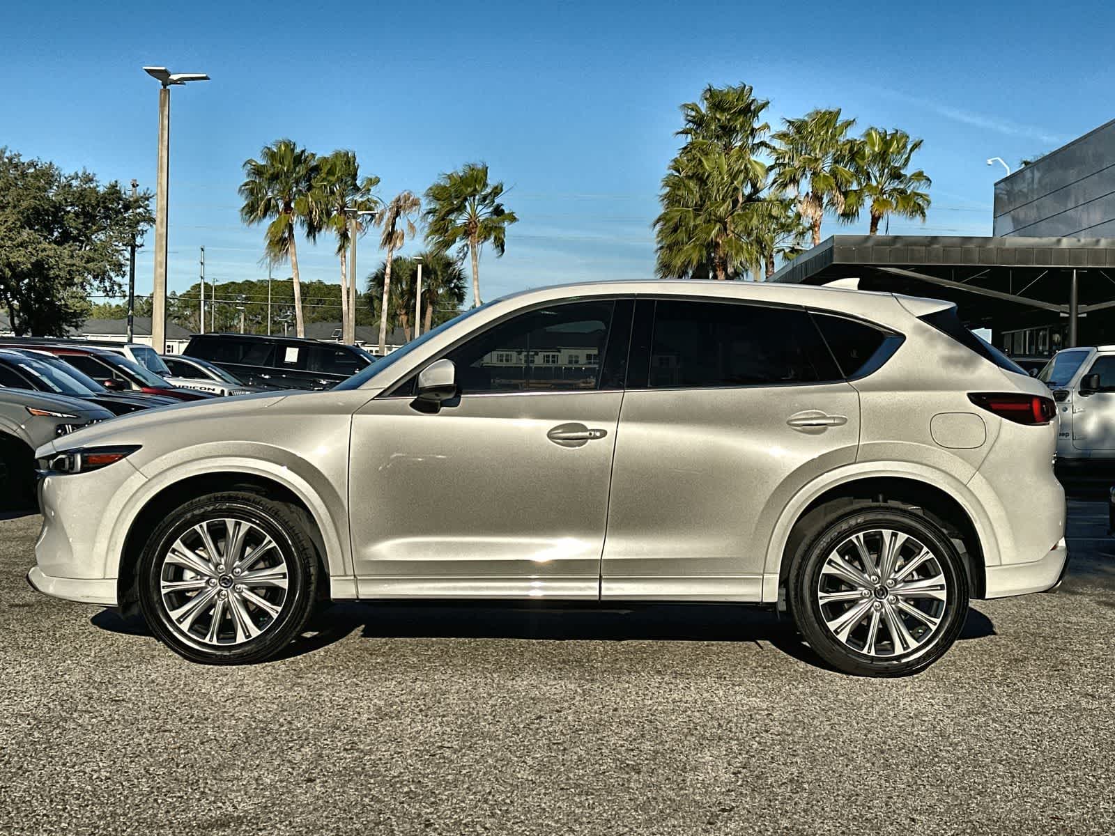 Thumbnail: 2023 Mazda CX-5 - 3