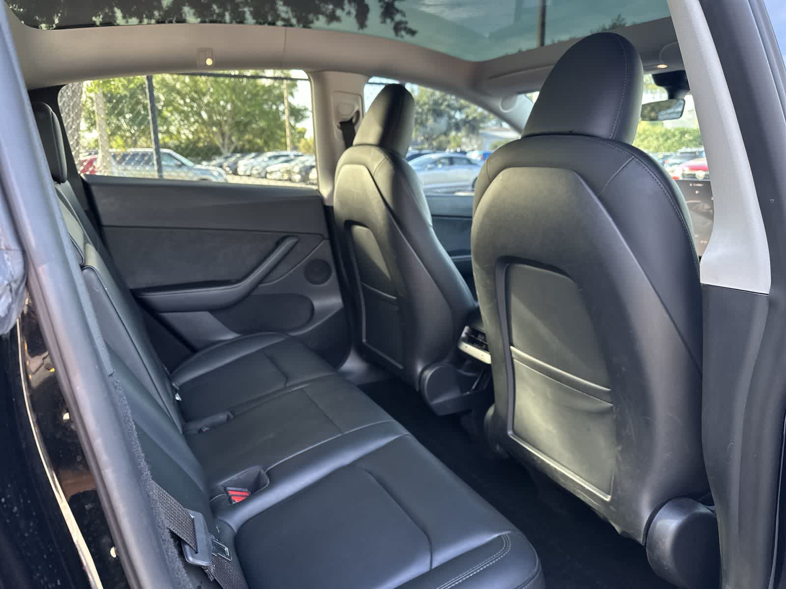 Thumbnail: 2022 Tesla Model Y - 17